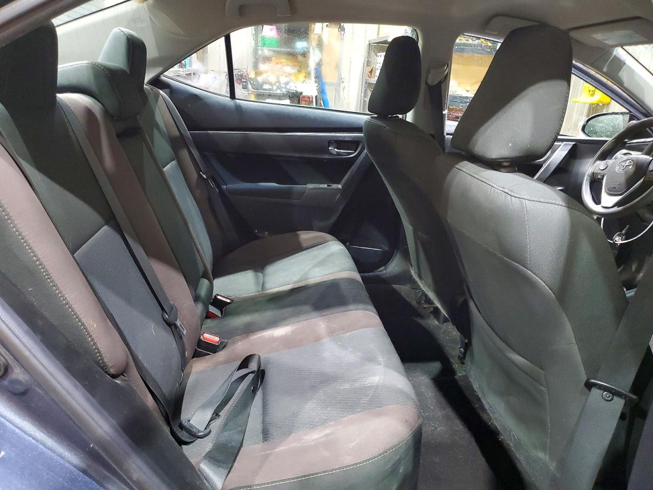 2017 TOYOTA COROLLA LE photo 19
