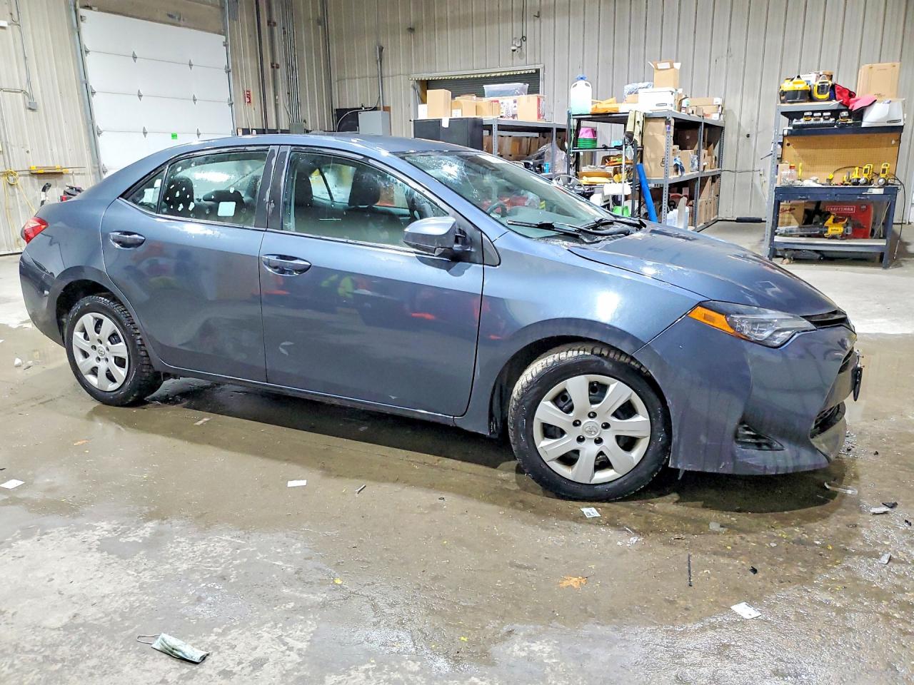 2017 TOYOTA COROLLA LE photo 7