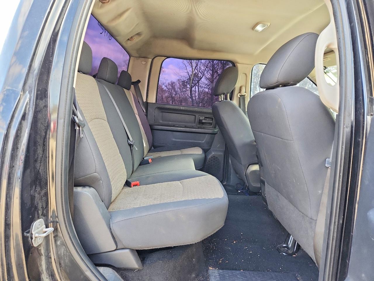 2010 DODGE RAM 1500 photo 10