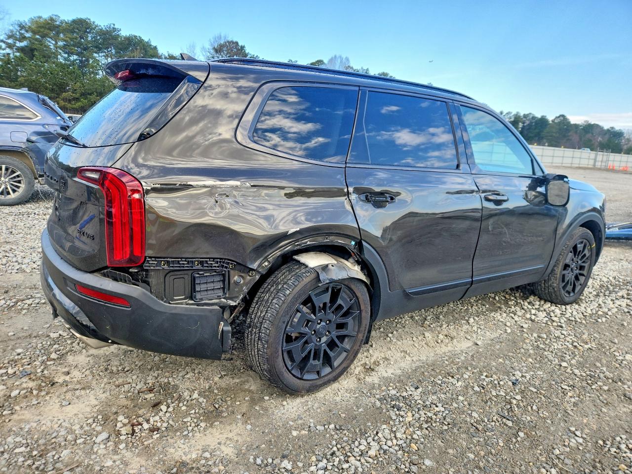 2021 KIA TELLURIDE EX photo 3