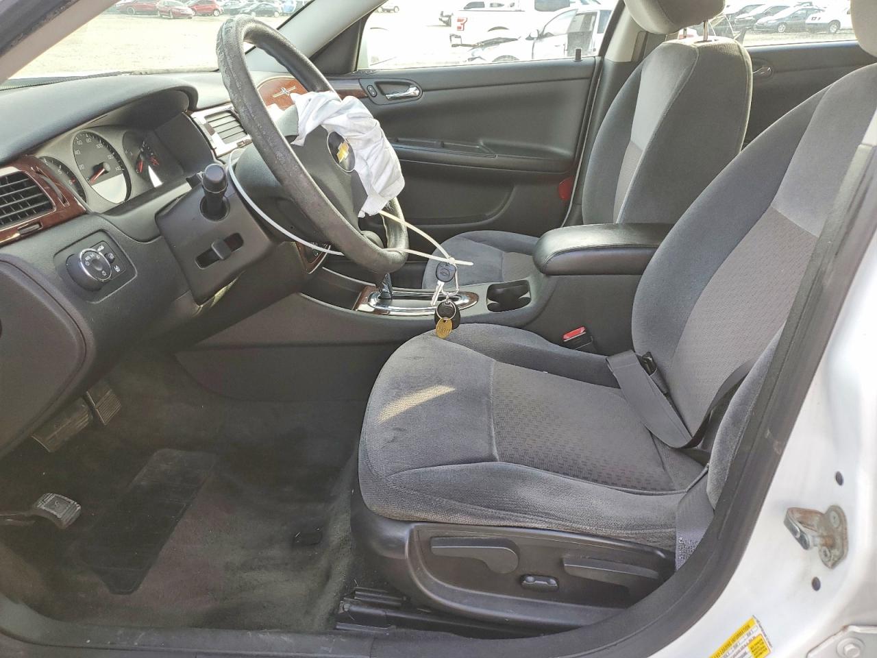 2011 CHEVROLET IMPALA LS photo 7