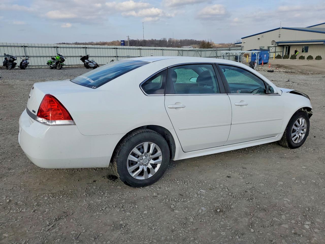 2011 CHEVROLET IMPALA LS photo 3