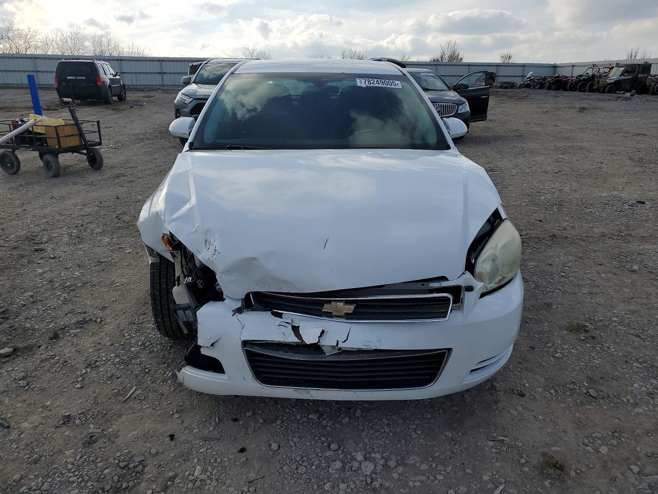 2011 CHEVROLET IMPALA LS photo 5