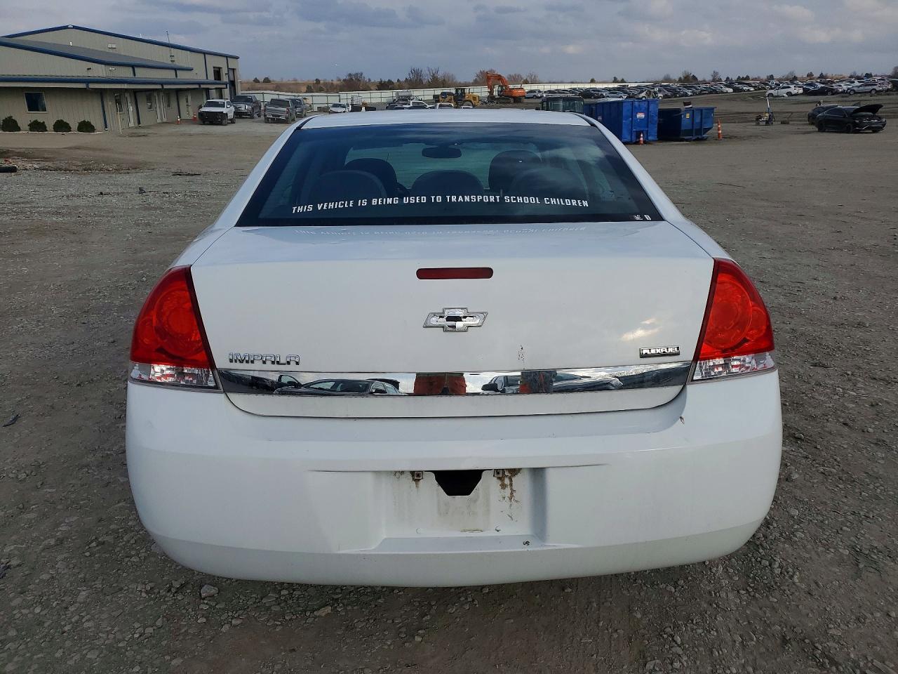2011 CHEVROLET IMPALA LS photo 6