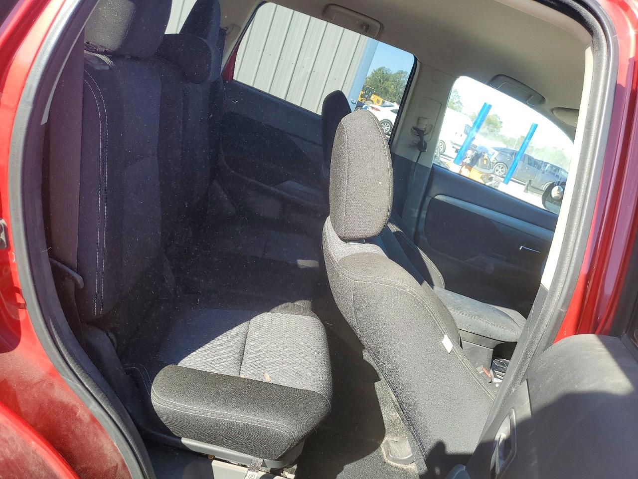 2018 MITSUBISHI OUTLANDER ES photo 21