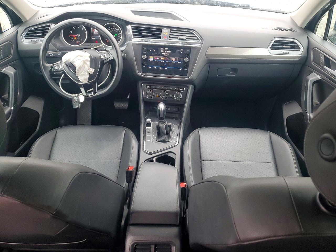 2020 VOLKSWAGEN TIGUAN SE photo 22