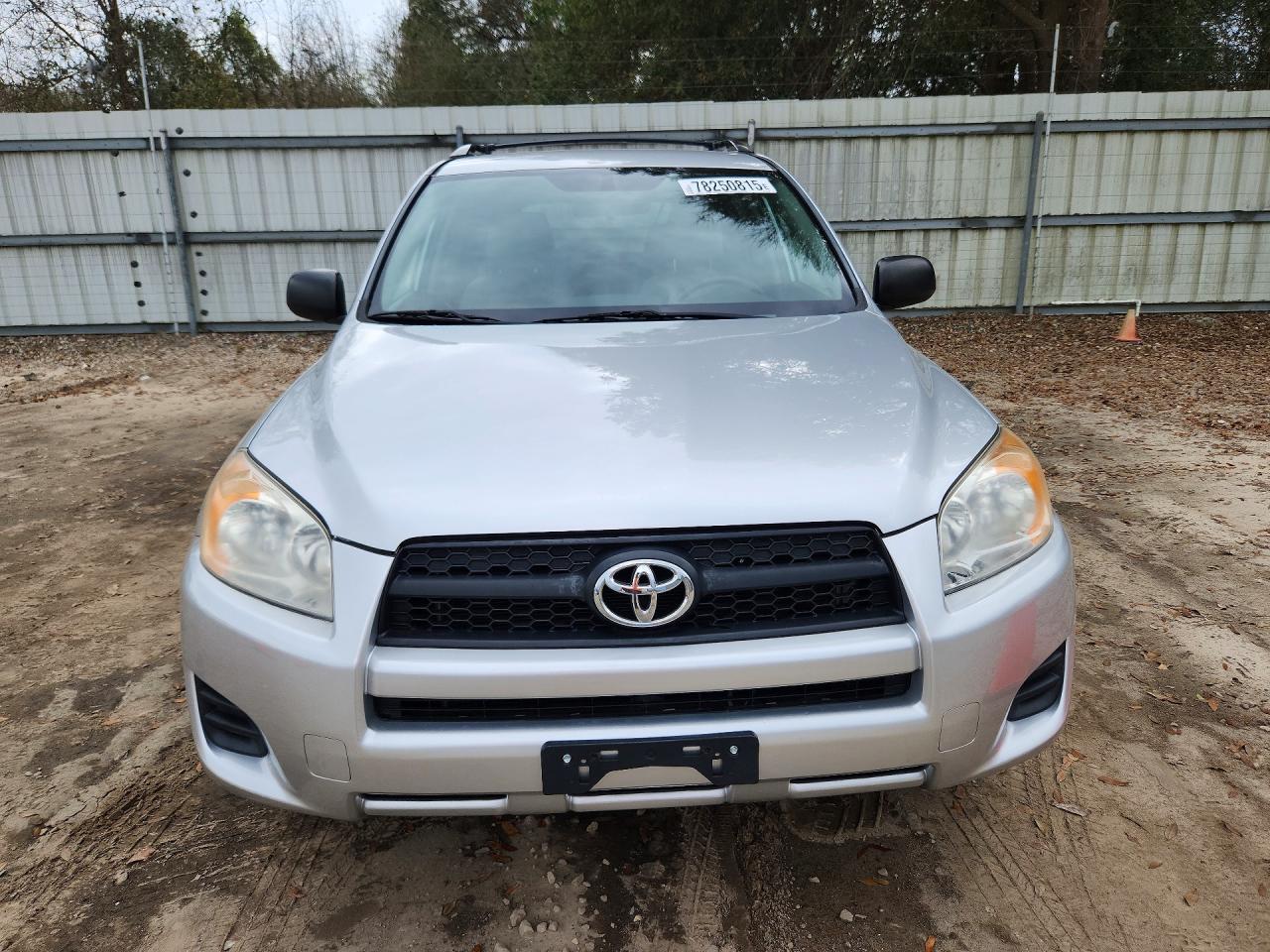 2011 TOYOTA RAV4 BASE photo 13