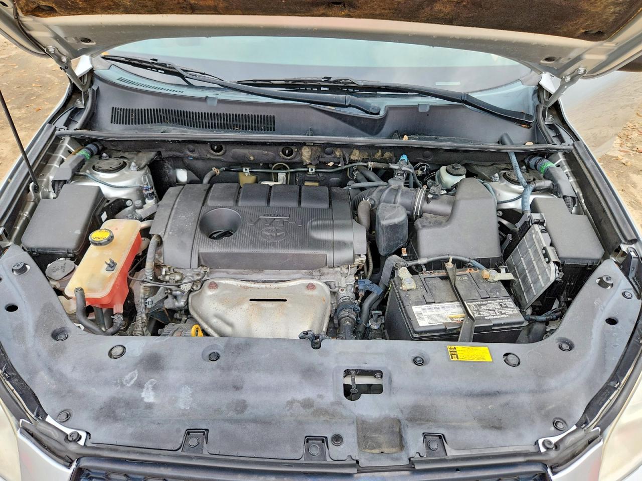 2011 TOYOTA RAV4 BASE photo 34