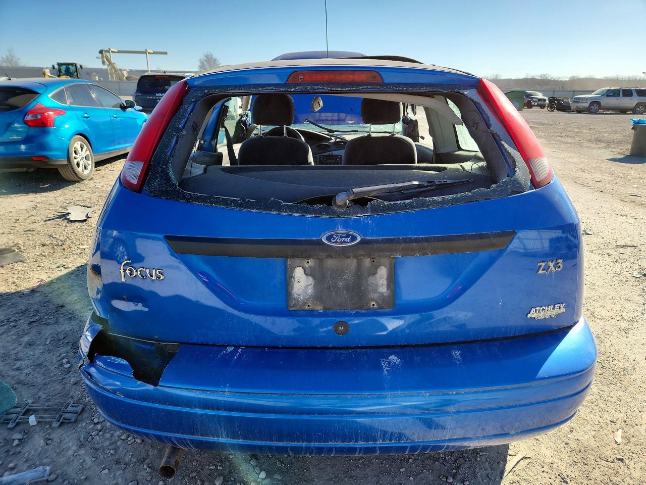 2001 FORD FOCUS ZX3 photo 6