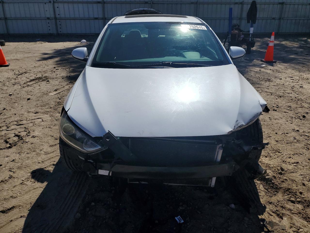 2018 HYUNDAI ELANTRA VALUE EDITION photo 13