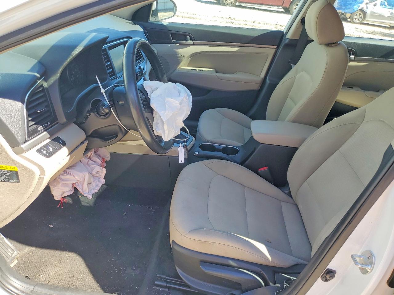 2018 HYUNDAI ELANTRA VALUE EDITION photo 19