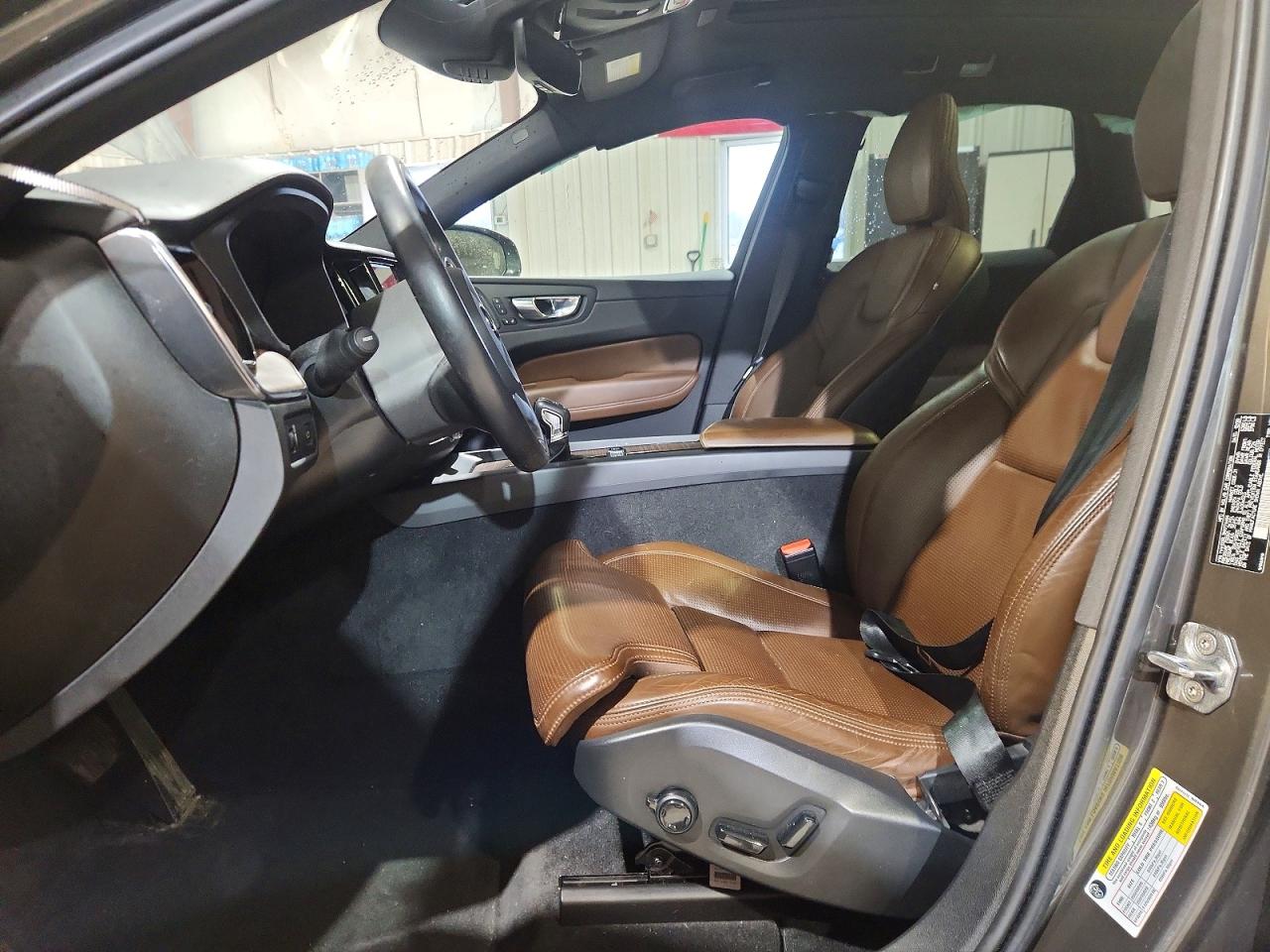 2021 VOLVO XC60 T5 INSCRIPTION photo 19