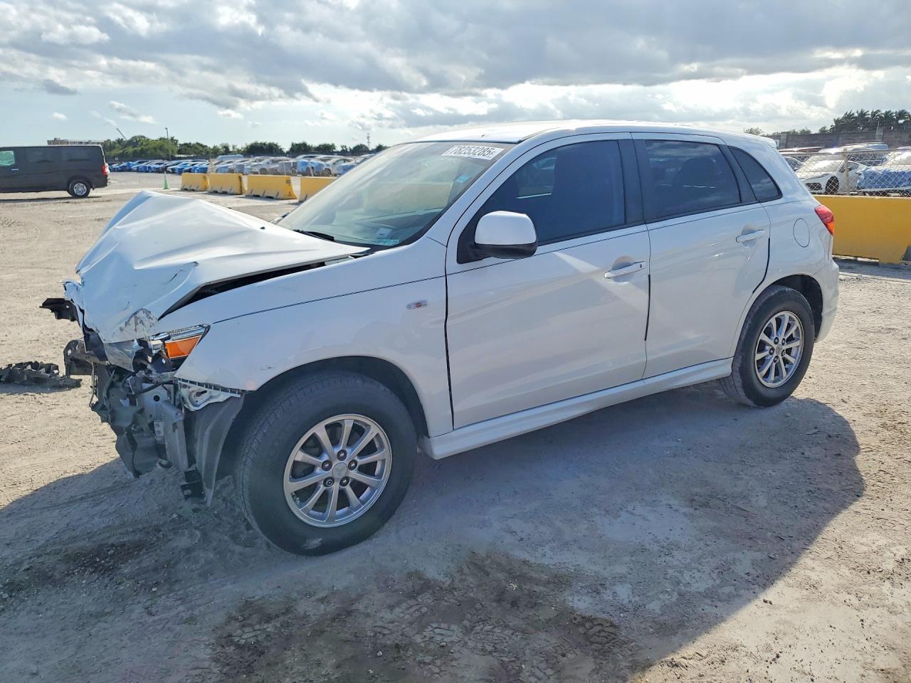 2011 MITSUBISHI OUTLANDER SPORT