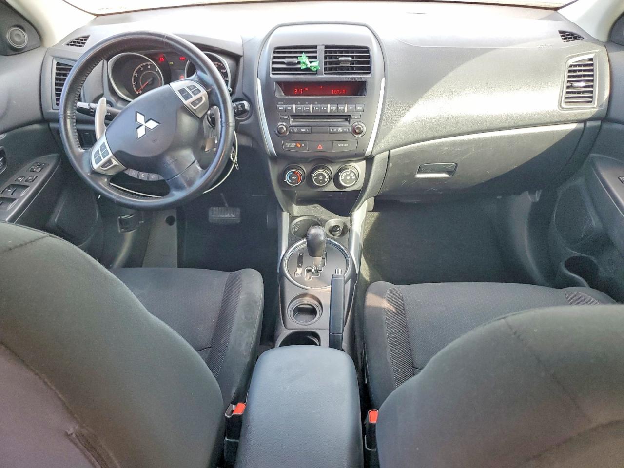 2011 MITSUBISHI OUTLANDER SPORT ES photo 8
