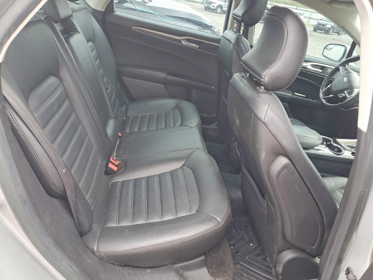 2015 FORD FUSION SE HYBRID photo 28