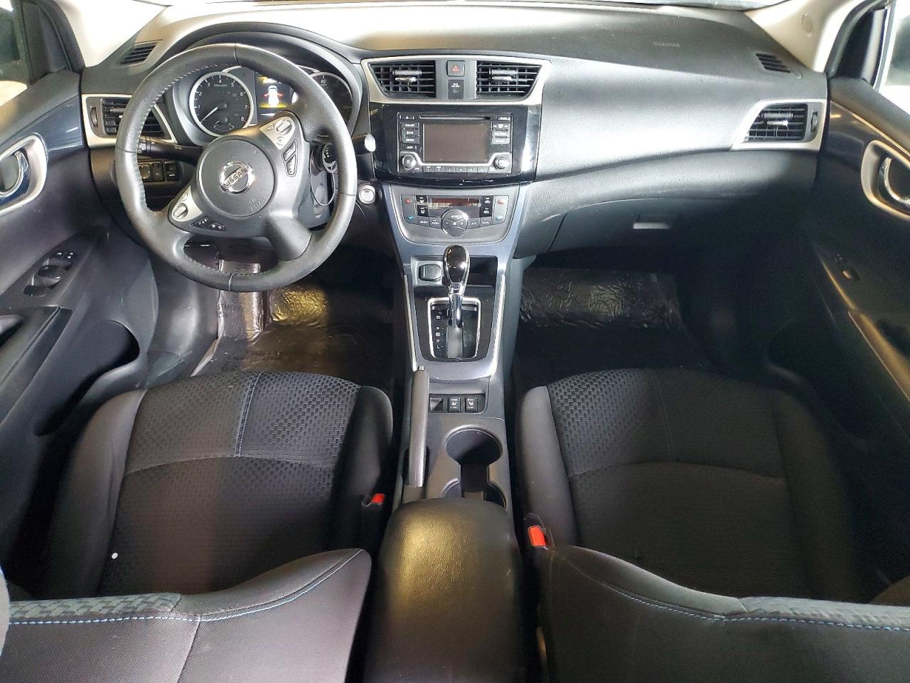 2018 NISSAN SENTRA S photo 8