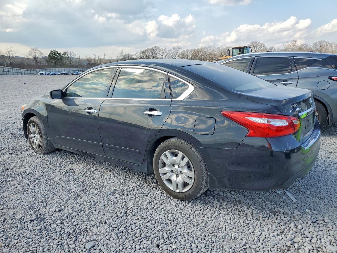 2016 NISSAN ALTIMA 2.5 photo 2