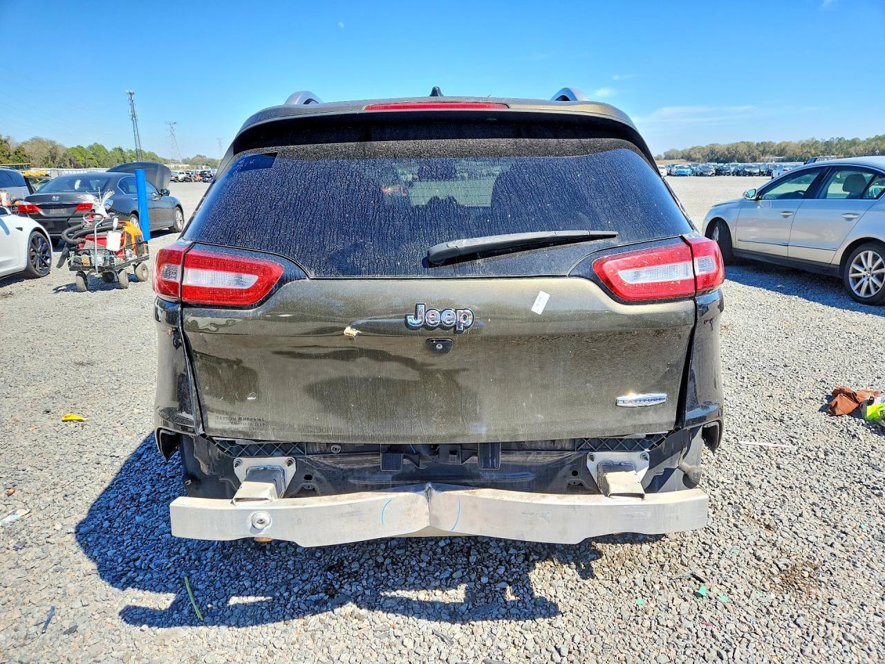 2015 JEEP CHEROKEE LATITUDE photo 16
