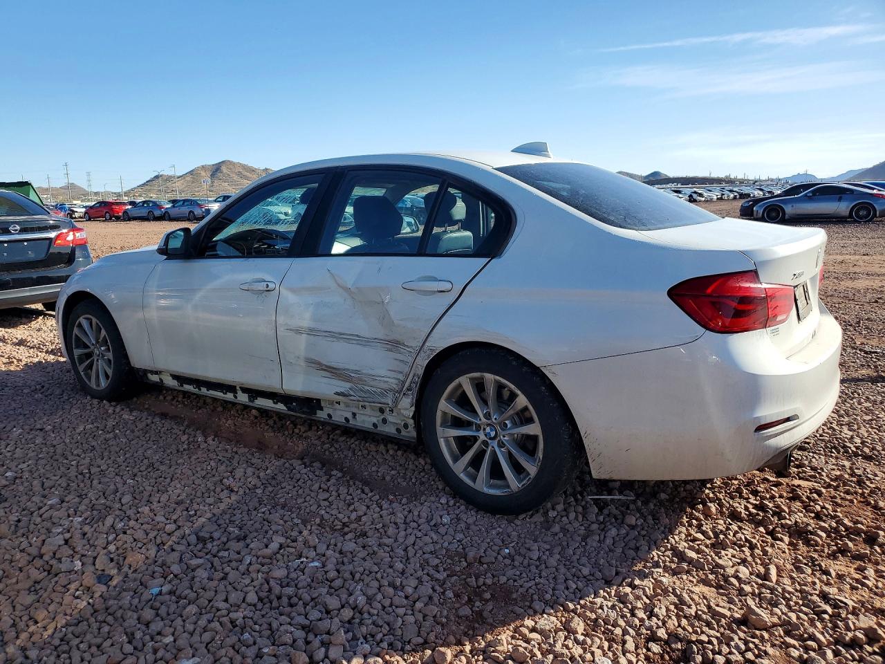 2018 BMW 320 XI photo 3