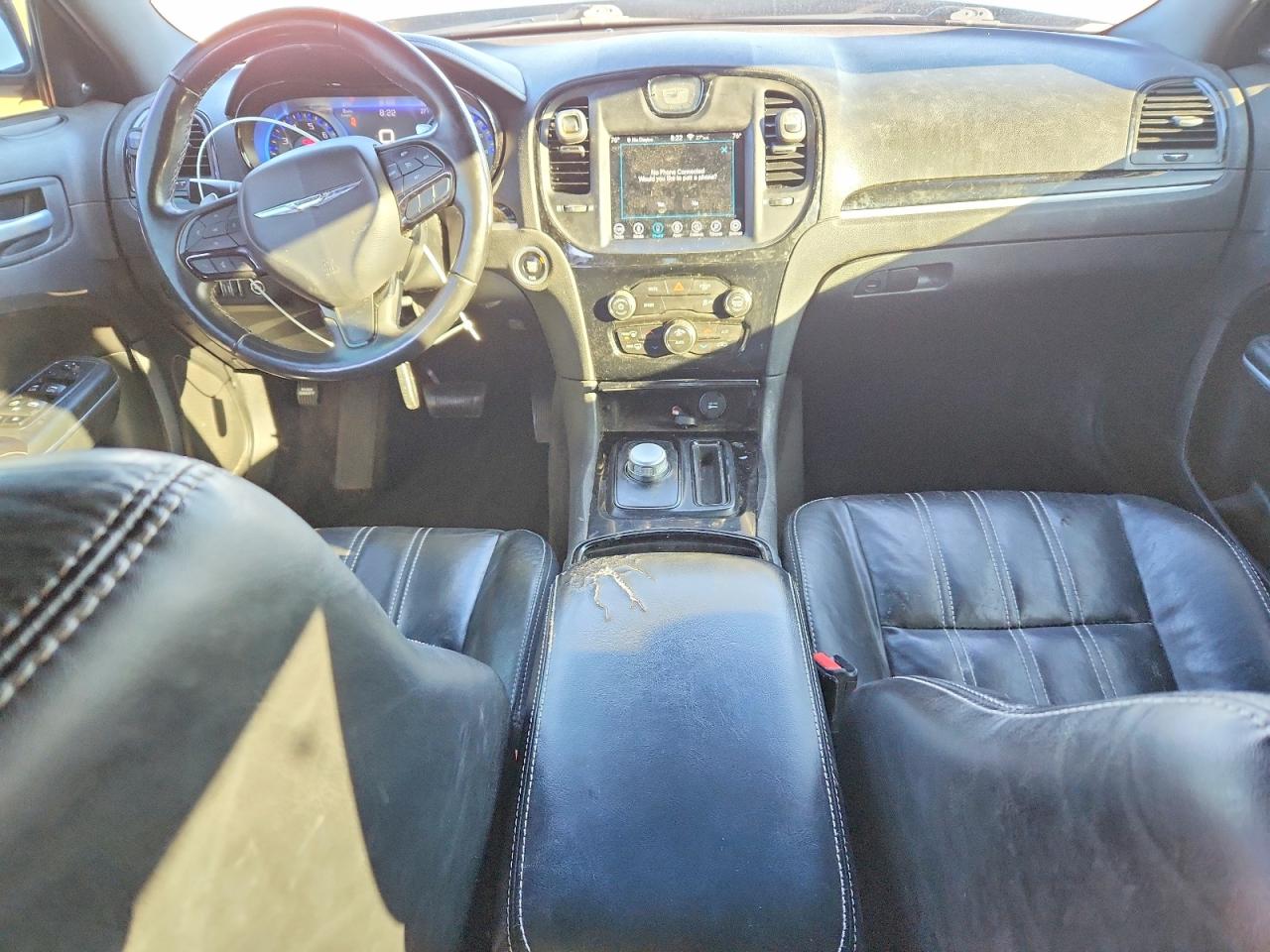 2018 CHRYSLER 300 S photo 8