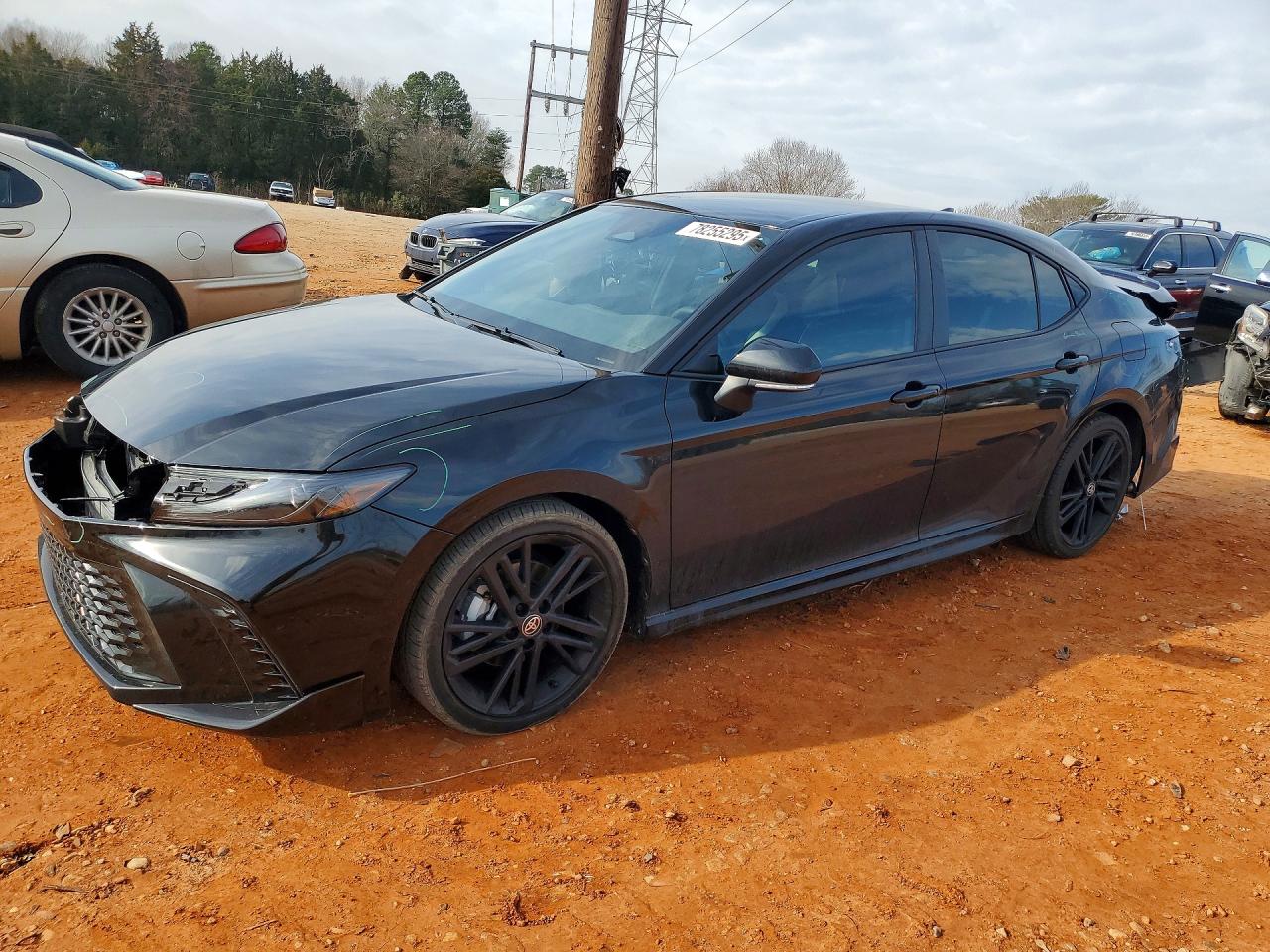 2026 TOYOTA CAMRY