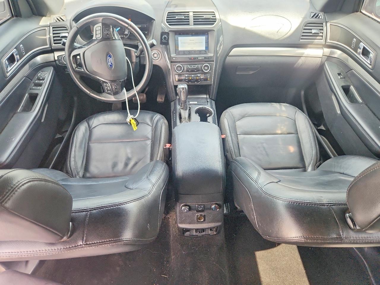 2018 FORD EXPLORER XLT photo 22