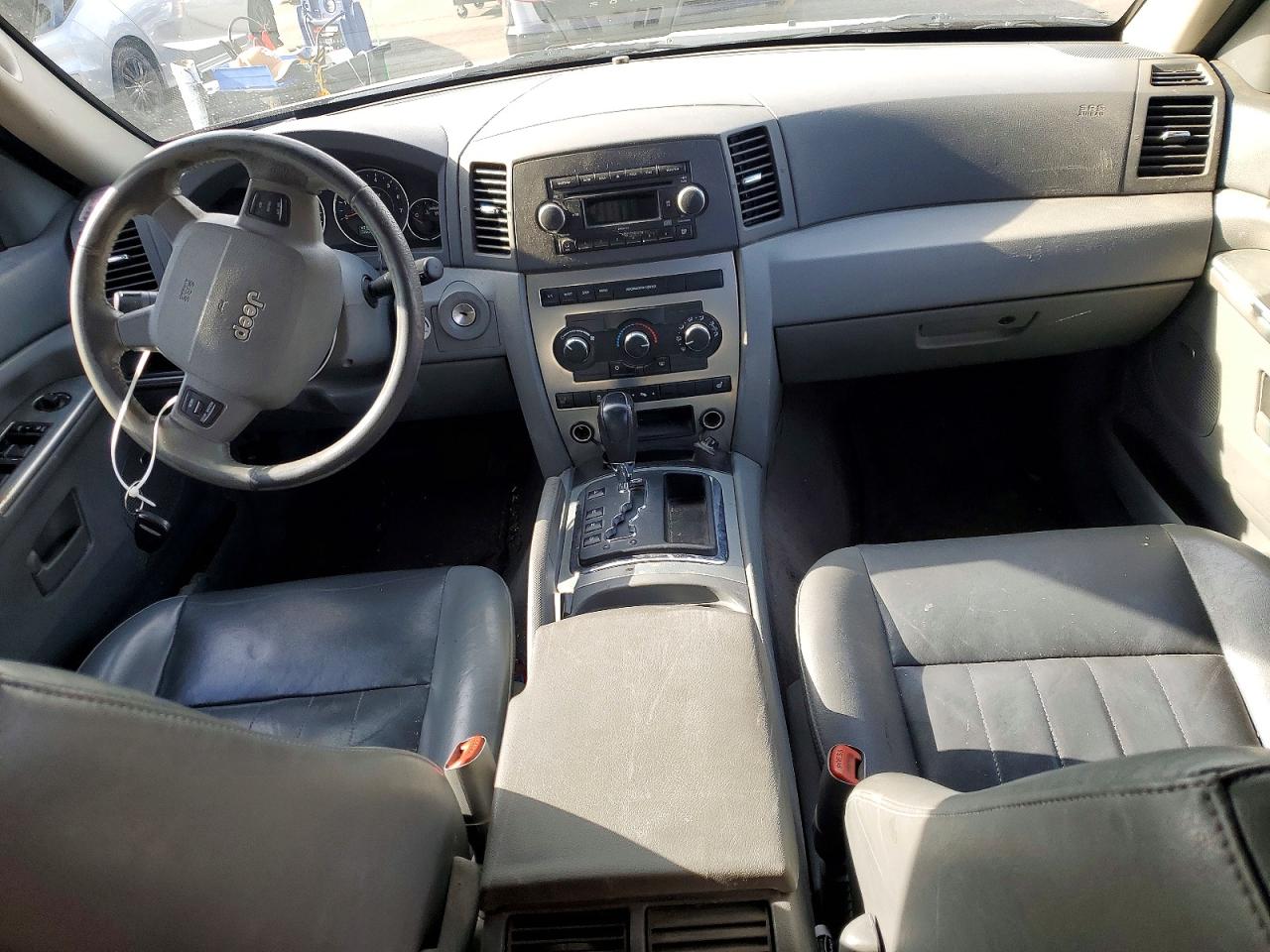 2007 JEEP GRAND CHEROKEE LAREDO photo 8