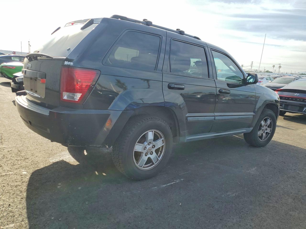 2007 JEEP GRAND CHEROKEE LAREDO photo 3