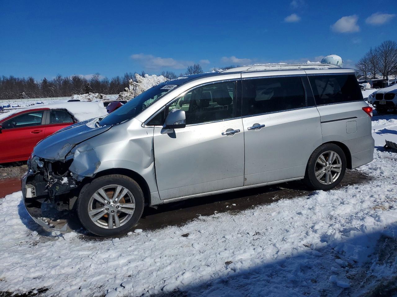 2013 NISSAN QUEST