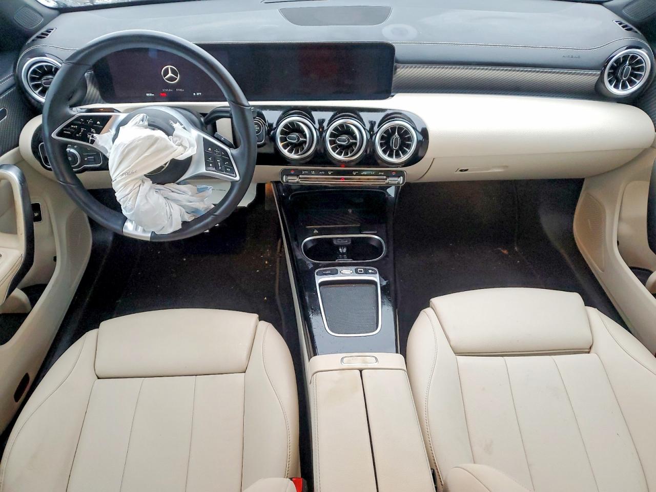 2025 MERCEDES-BENZ CLA 250 4MATIC photo 15