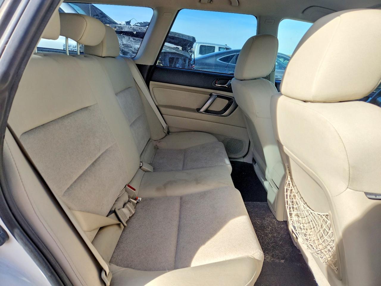 2009 SUBARU OUTBACK photo 19
