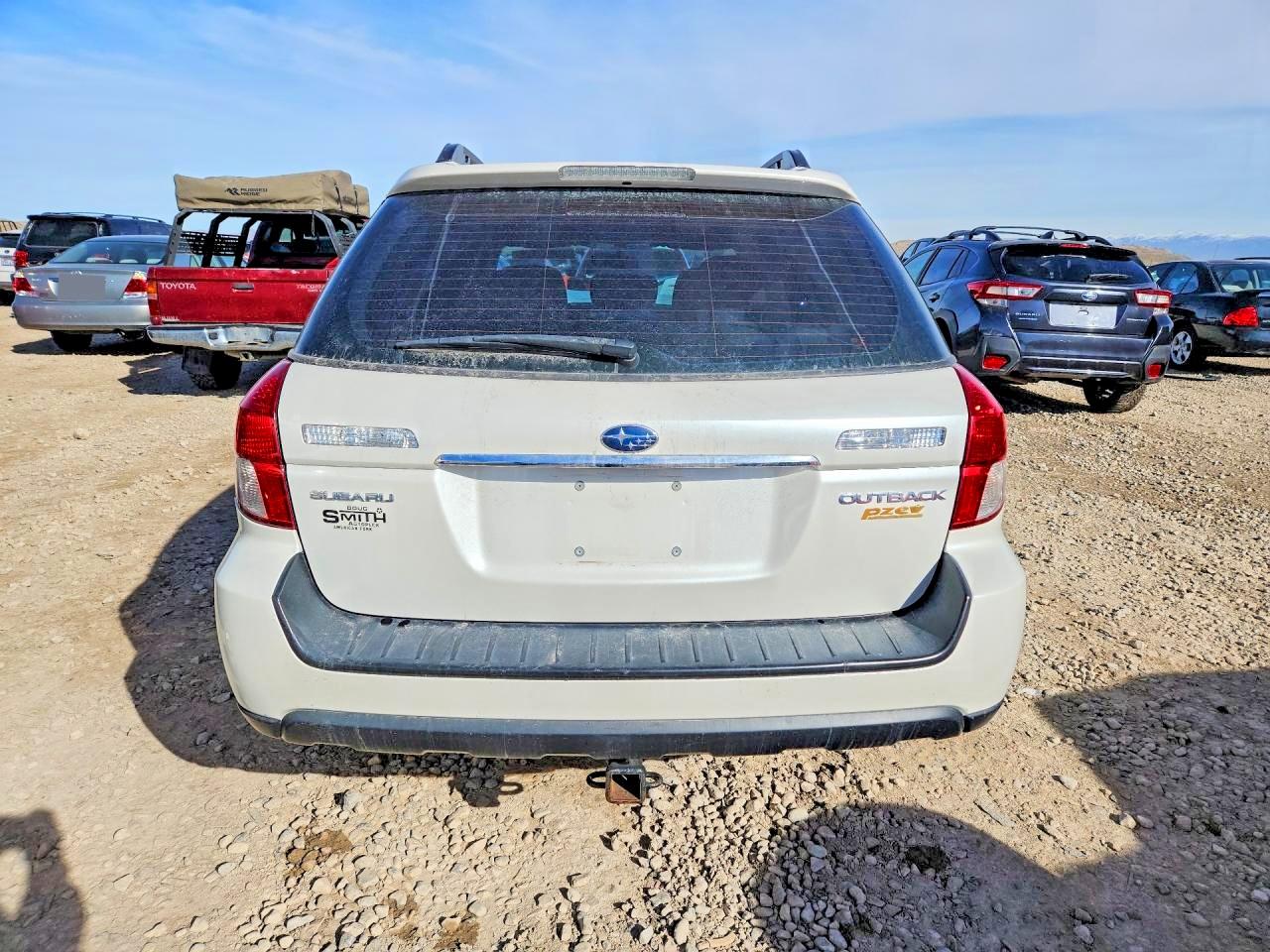 2009 SUBARU OUTBACK photo 11