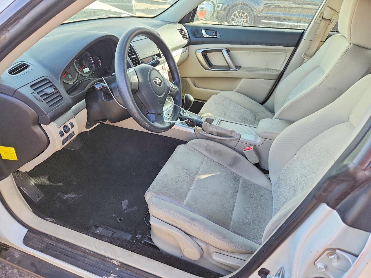 2009 SUBARU OUTBACK photo 13