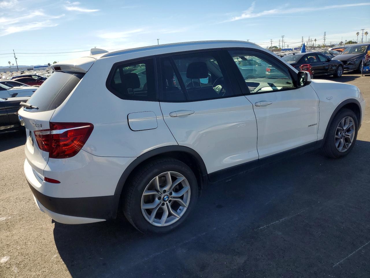 2013 BMW X3 XDRIVE28I photo 5