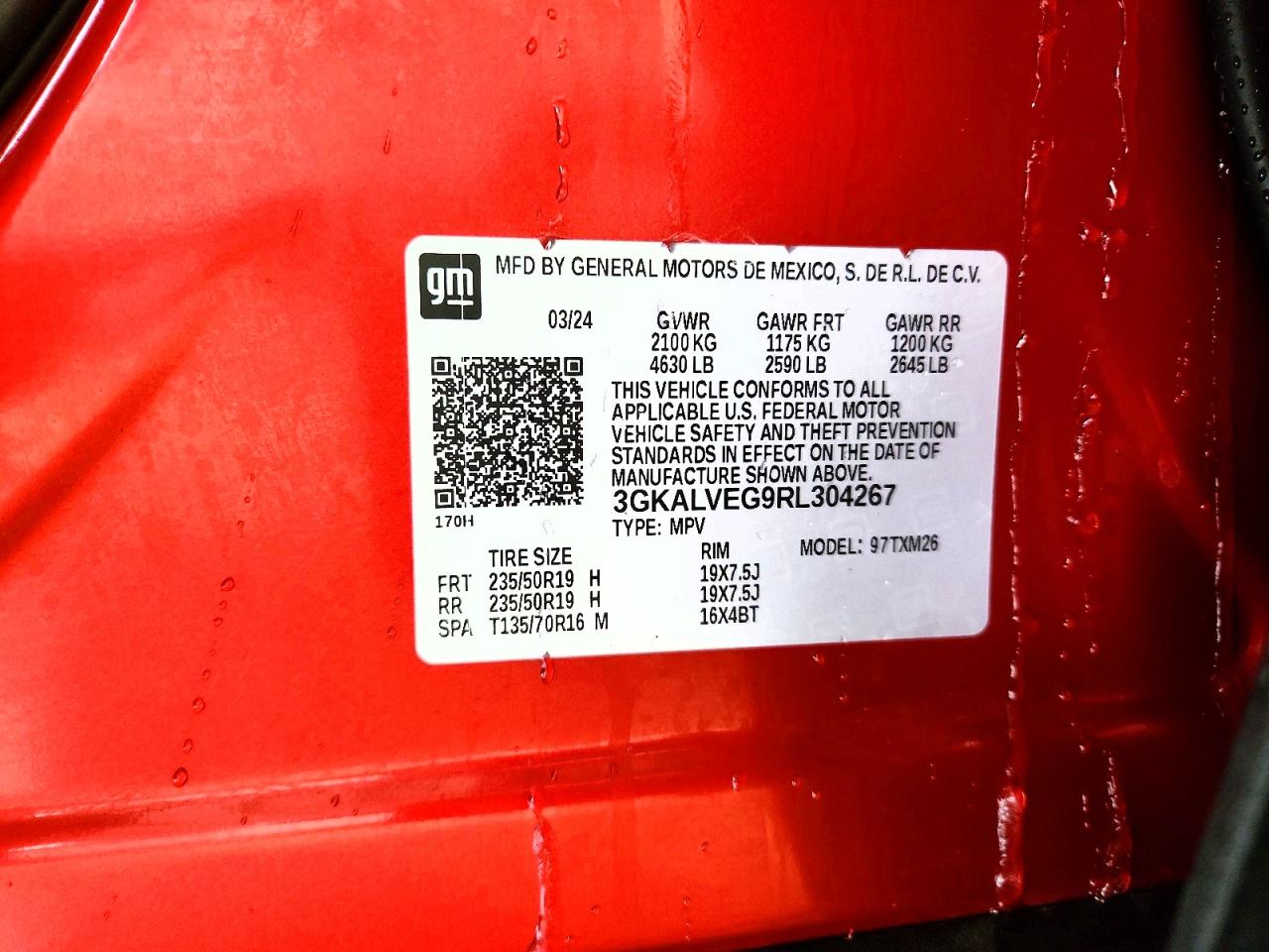 2024 GMC TERRAIN SLT photo 14