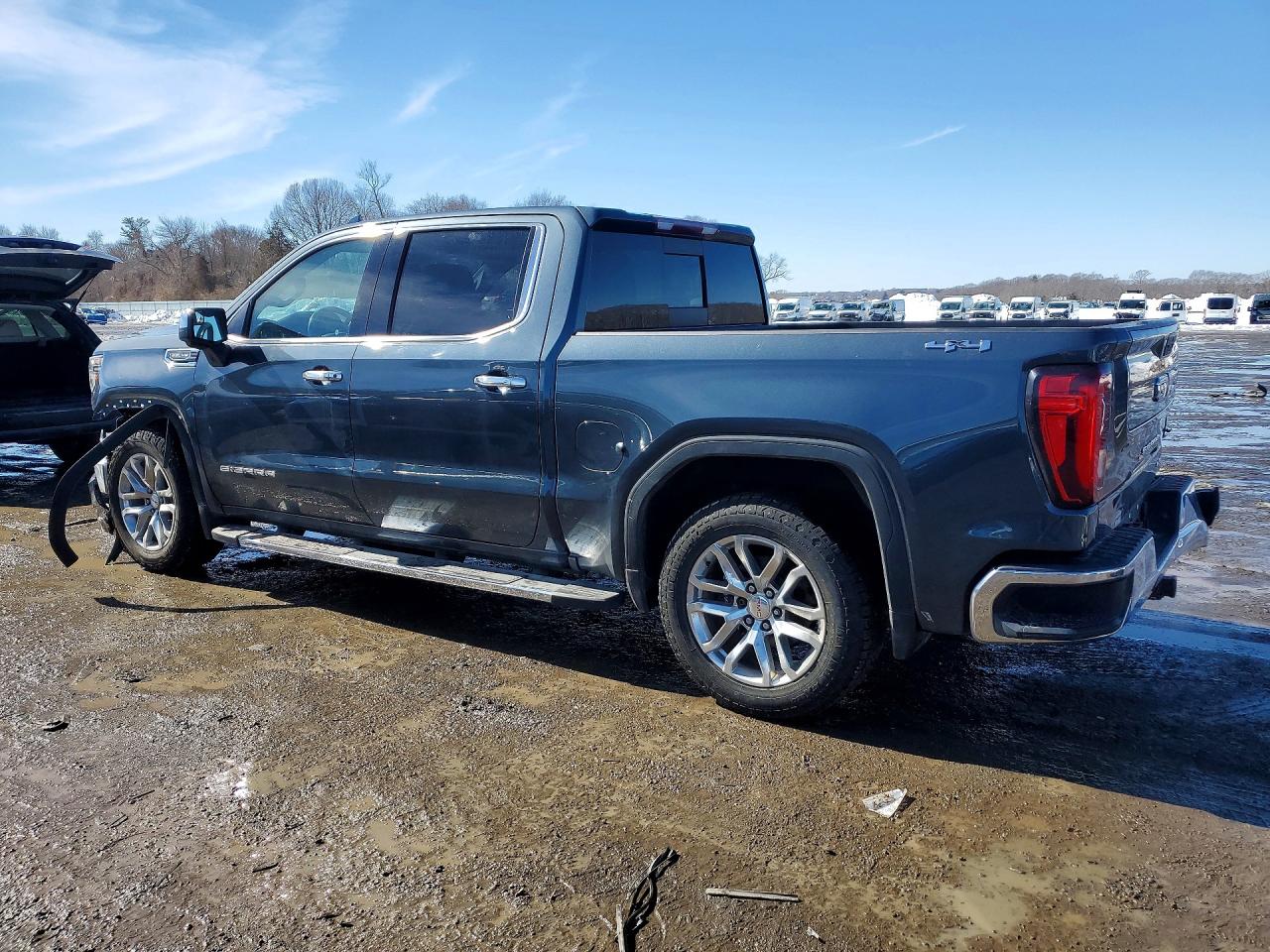 2019 GMC SIERRA K1500 SLT photo 3