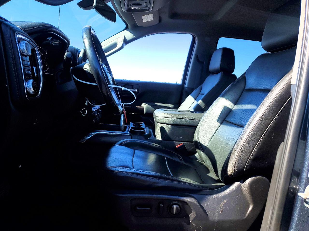2019 GMC SIERRA K1500 SLT photo 13