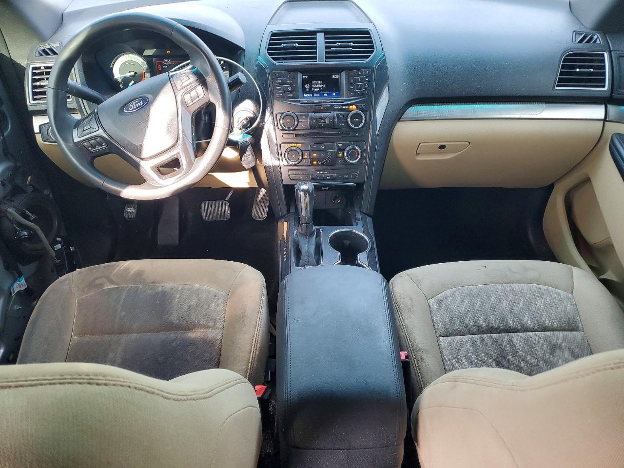 2017 FORD EXPLORER photo 15