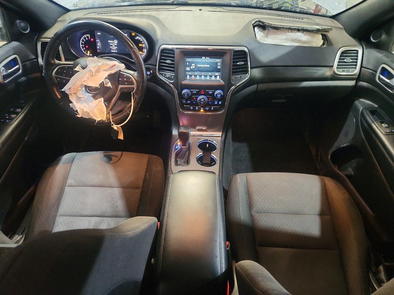 2020 JEEP GRAND CHEROKEE LAREDO photo 8