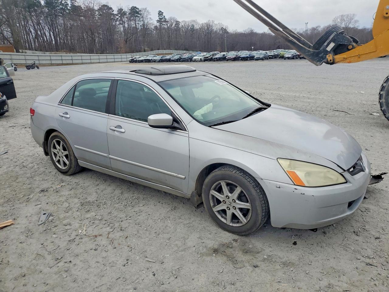 2003 HONDA ACCORD DX photo 4