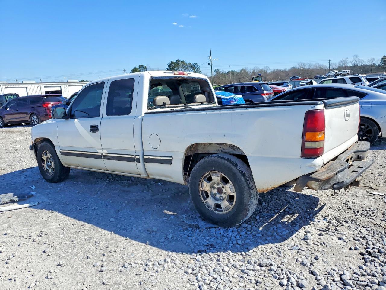 2002 CHEVROLET SILVERADO C1500 photo 4