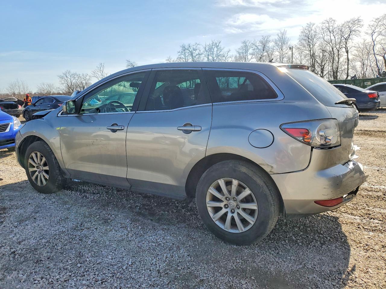 2011 MAZDA CX-7 photo 2
