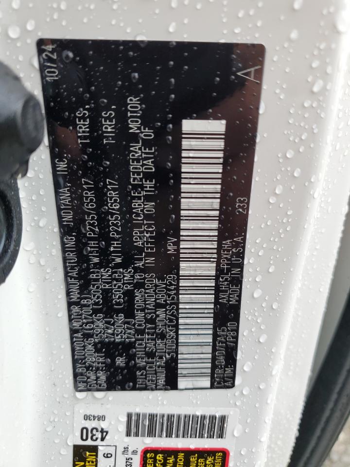 2025 TOYOTA SIENNA LE photo 37