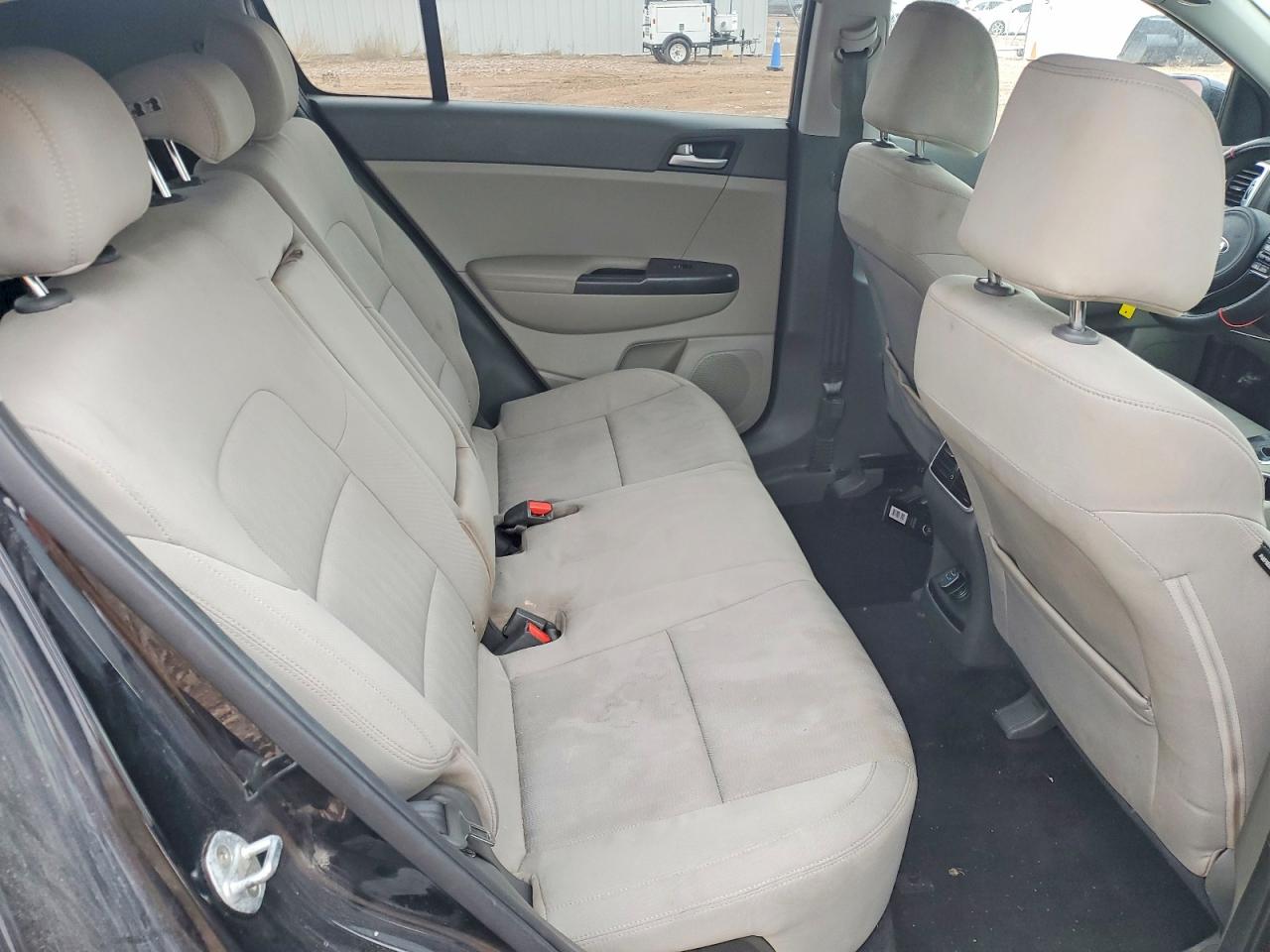 2017 KIA SPORTAGE LX photo 31