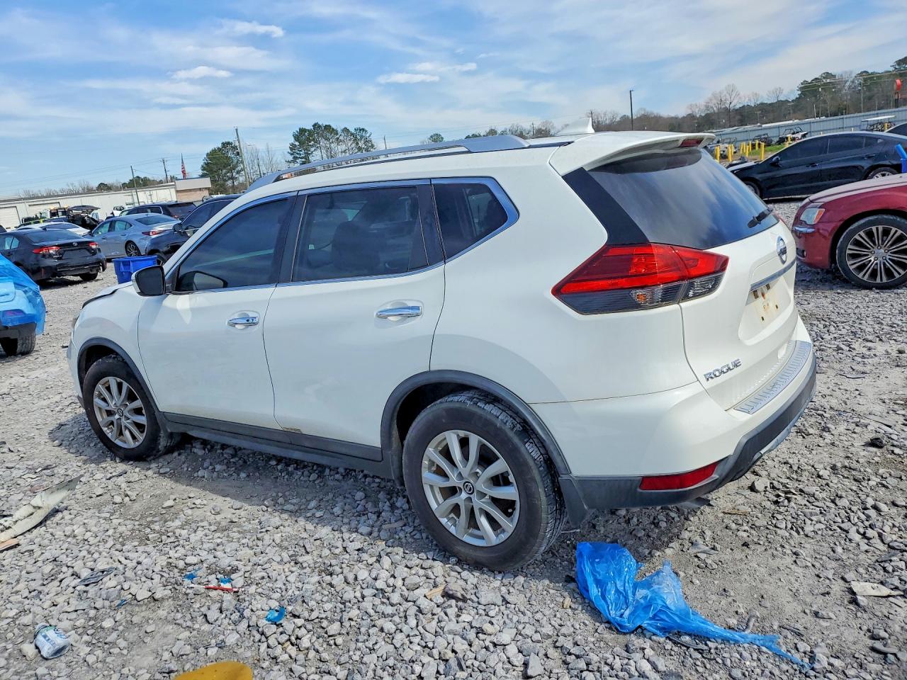 2017 NISSAN ROGUE S photo 3