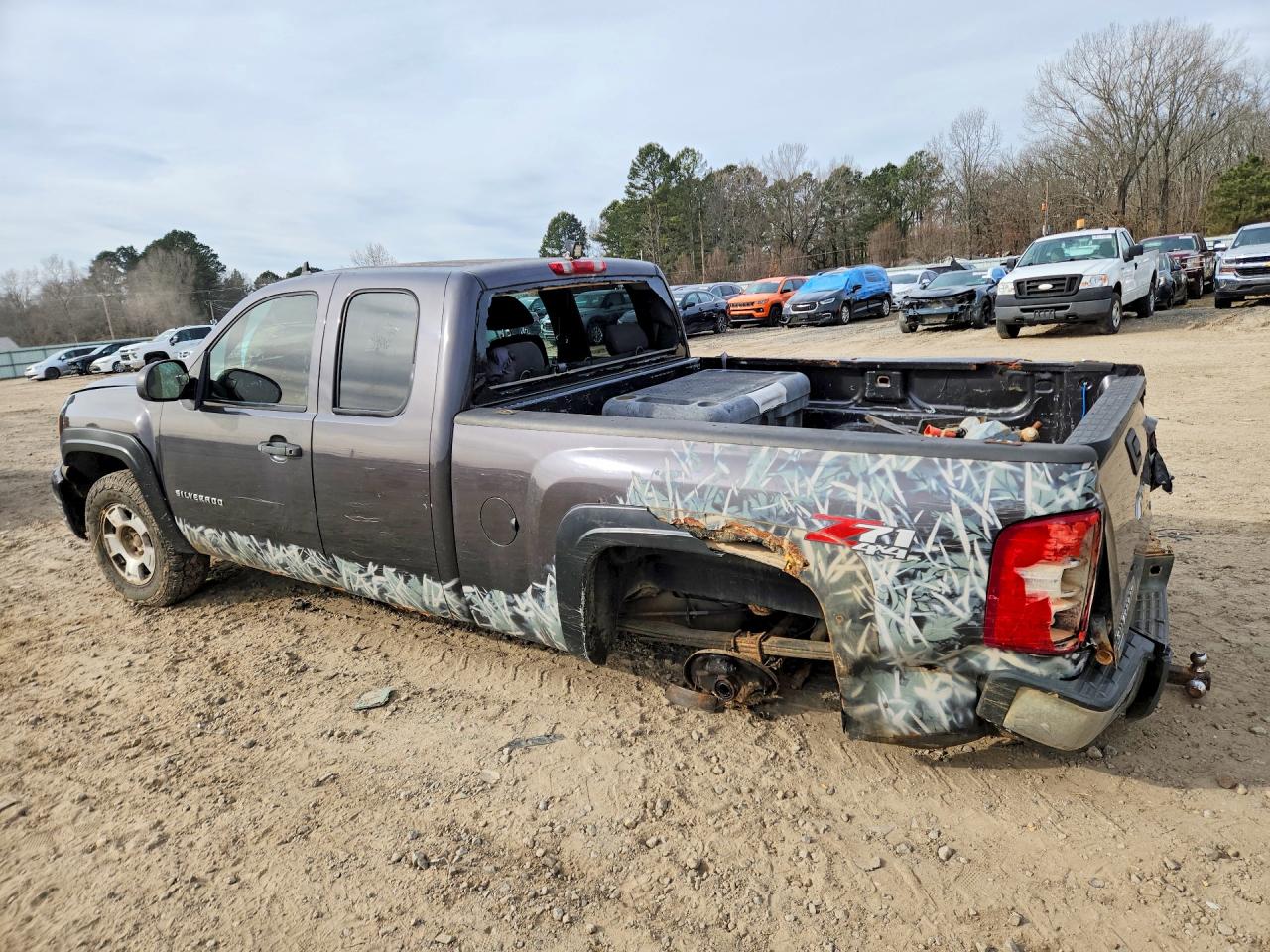 2010 CHEVROLET SILVERADO K1500 LT photo 4