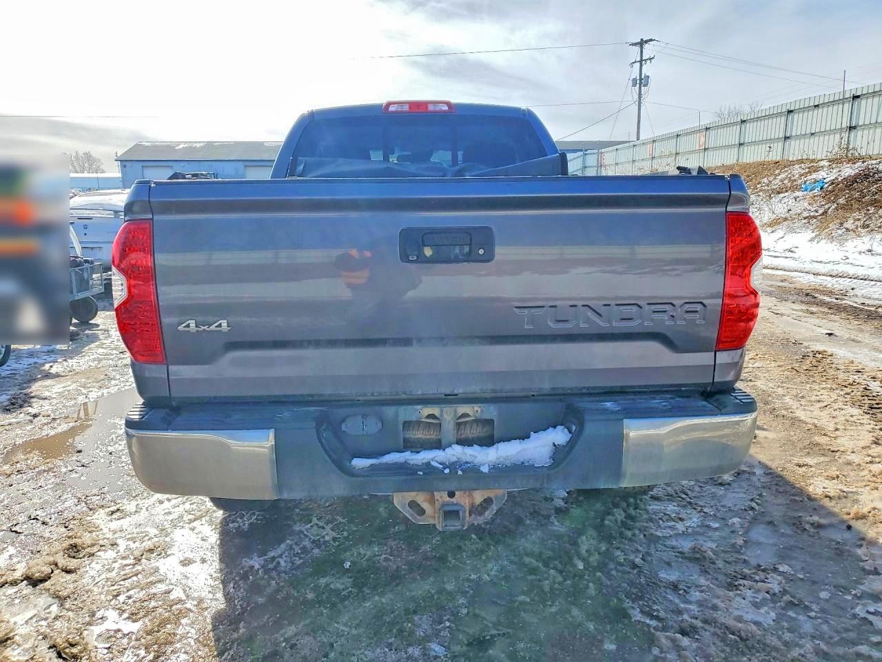 2018 TOYOTA TUNDRA DOUBLE CAB SR photo 6