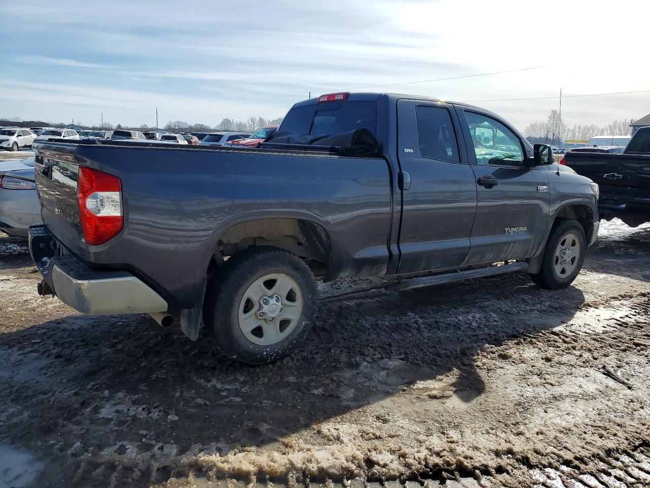 2018 TOYOTA TUNDRA DOUBLE CAB SR photo 3