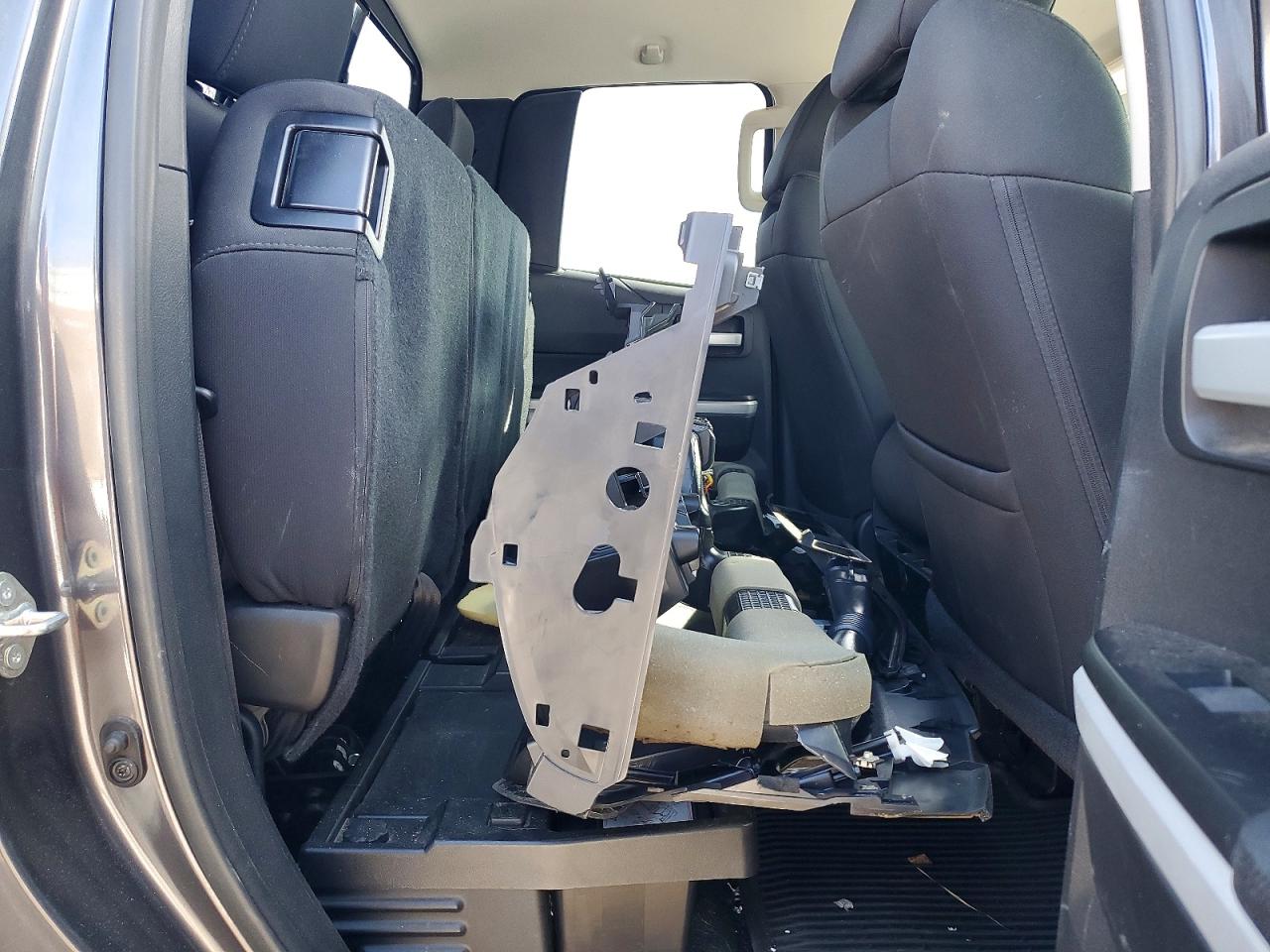 2018 TOYOTA TUNDRA DOUBLE CAB SR photo 10
