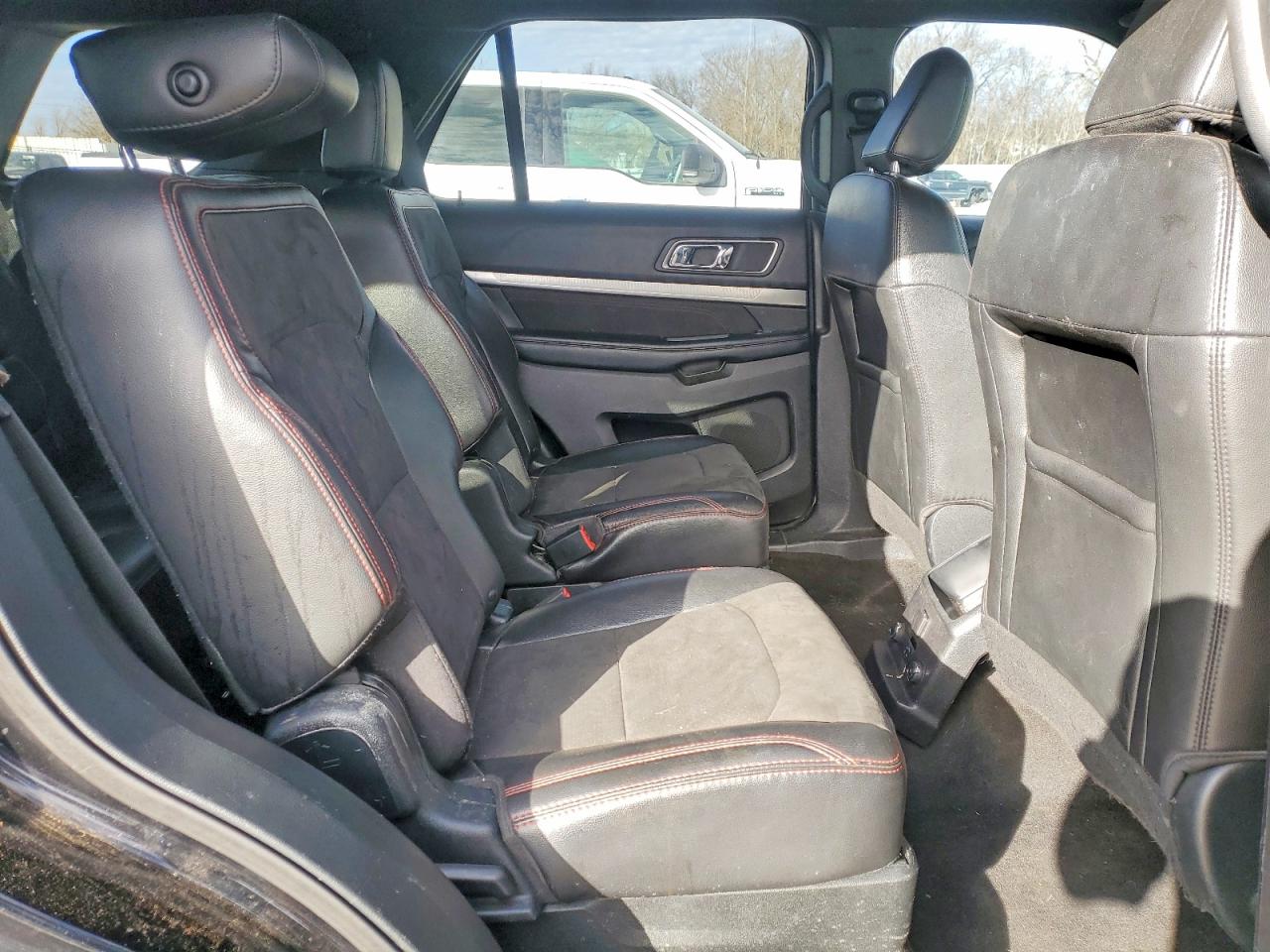 2018 FORD EXPLORER XLT photo 21